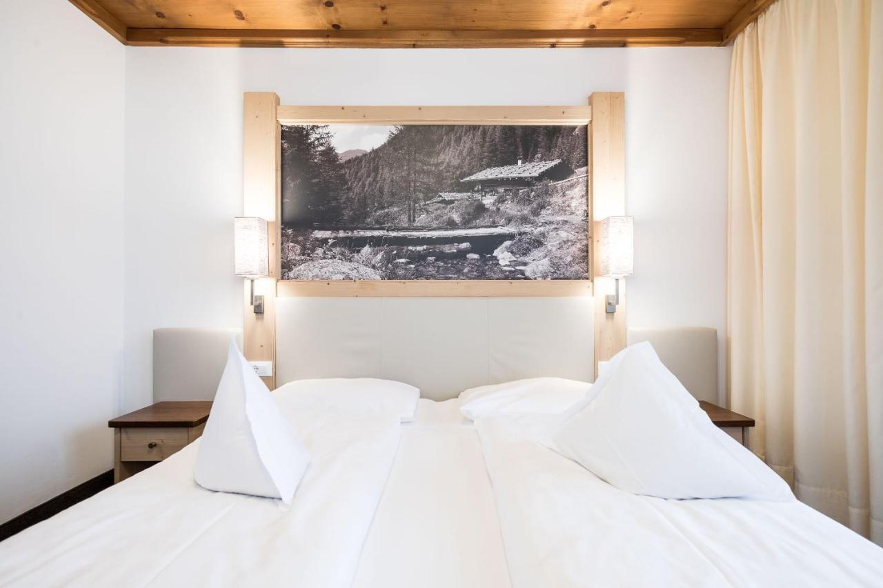 Hotel Alpenhof Ultimo Bagian luar foto