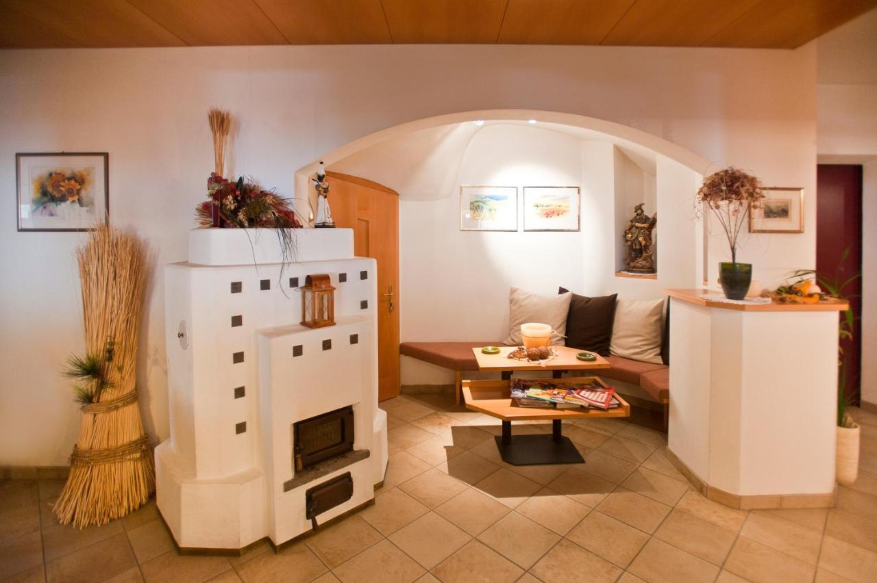 Hotel Alpenhof Ultimo Bagian luar foto