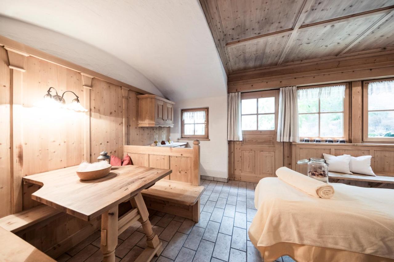Hotel Alpenhof Ultimo Bagian luar foto